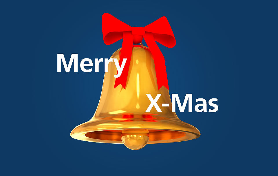 Glocke mit roter Schleife und "Merry X-Mas" Schriftzug auf blauem Hintergrund